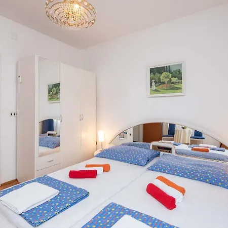 Apartment Gaestezimmer Fuer 2 Personen Ca 20 Qm In Stankovic Bei Orebic, Dalmatien Sueddalmatien *